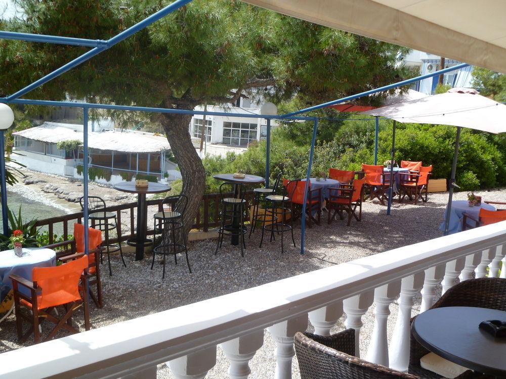 Hotel Liberty 1 Agia Marina  Buitenkant foto